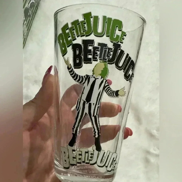 NEW Beetle Juice Pint Glass Cup Halloween Spooky Decor 16oz - Picture 9 of 11